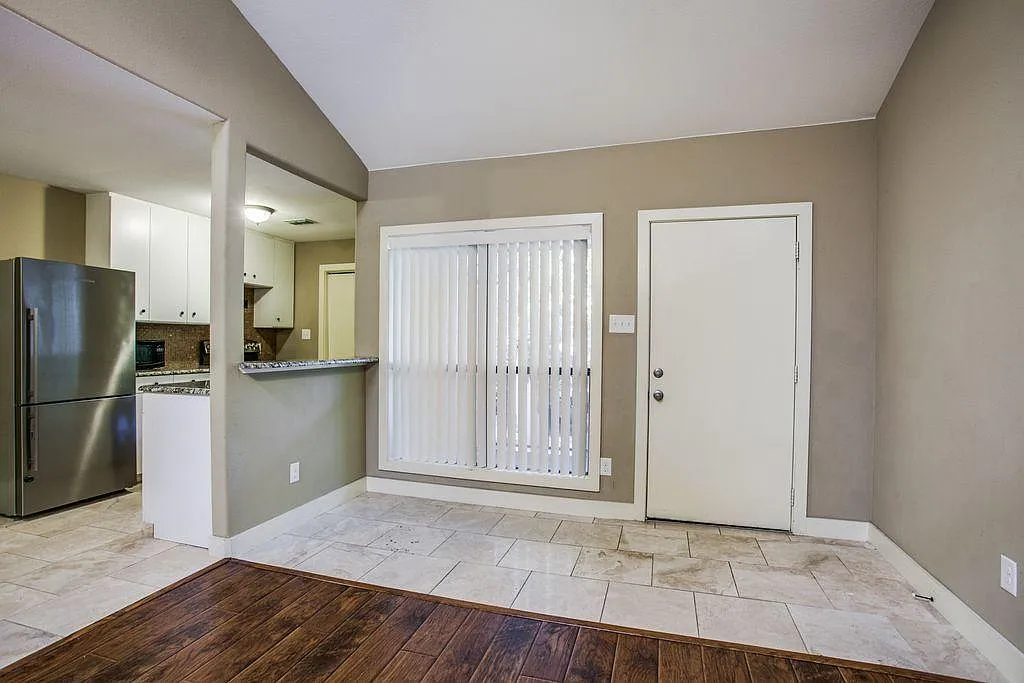 1 bed, 717 sqft, $1,225 — Photo 2