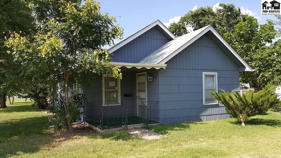 1st image of 128 W Avenue E