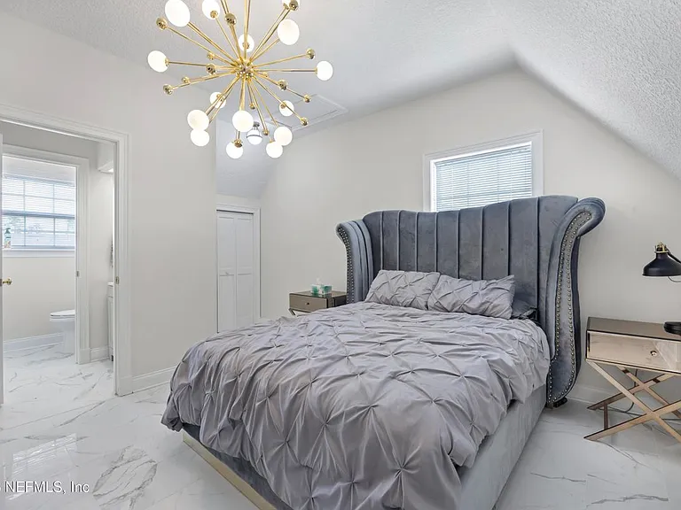 200 Sunstone Ct #GUEST HOUSE — Photo 21