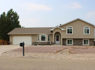 232 W Fairknoll Dr, Pueblo West, CO 81007