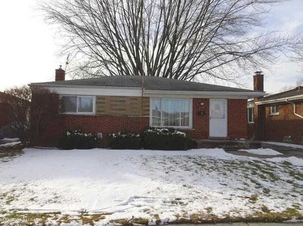 28955 Jane St, Saint Clair Shores, MI 48081