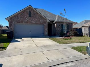 6128 Lake Edge Dr, Baton Rouge, LA 70820