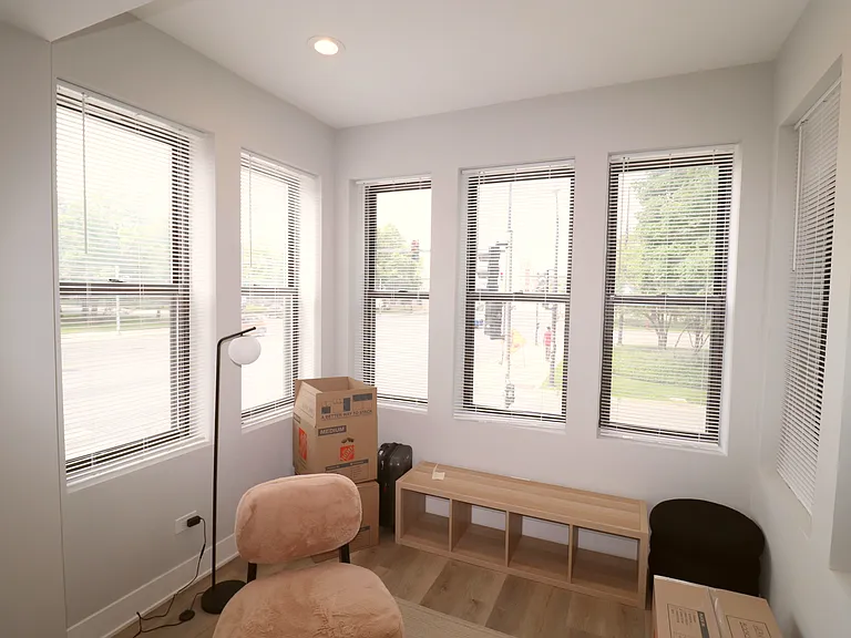 2401 N Kedzie Blvd #1 — Photo 10