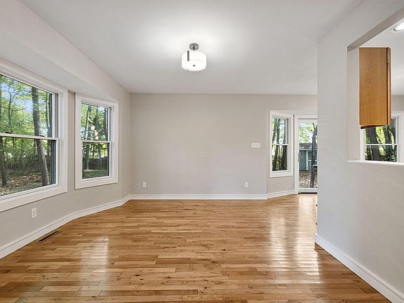 5th image of 12961 Crestview Dr