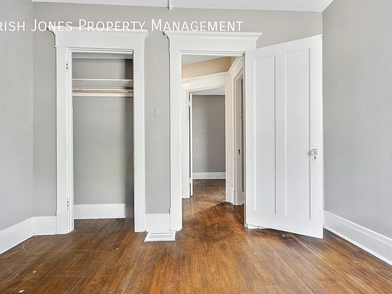 2518 Delaware Ave — Photo 16