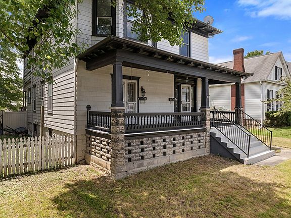 3rd image of 107 Poplar Avenue