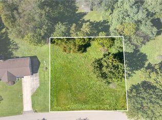 William Penn Ave NE, Hartville, OH 44632