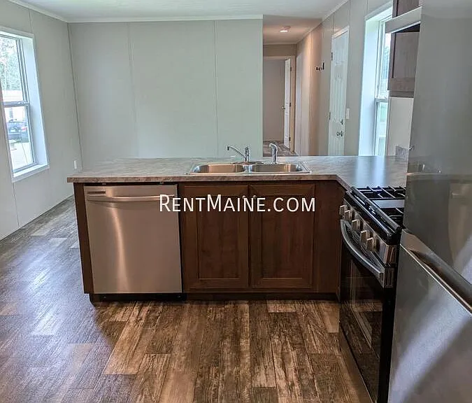438 Finson Rd #2A — Photo 2