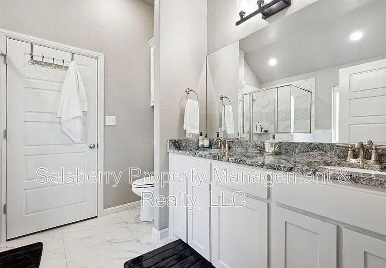 3310 Windcrest Dr — Photo 16