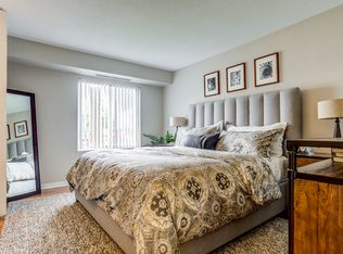Twin Lake Towers, Westmont, IL 60559