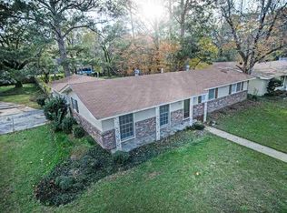 1261 Springdale Dr, Jackson, MS 39211