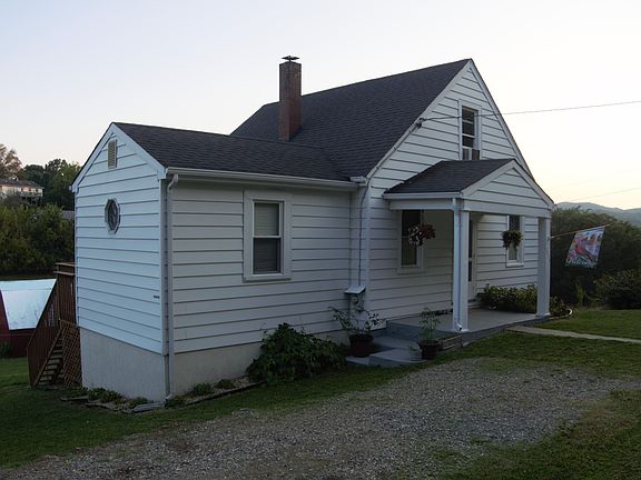 3B / 1Bath
LG basement