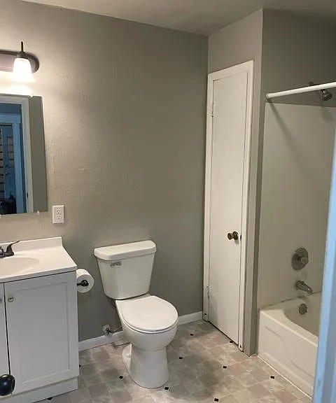 148 Union St #UPPER — Photo 3