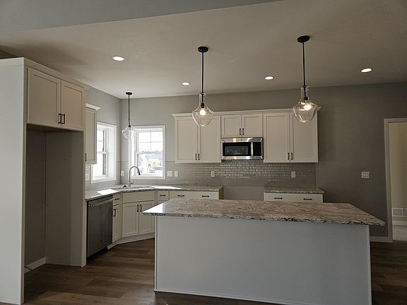 3rd image of 3711 Newcastle Dr Unit 35