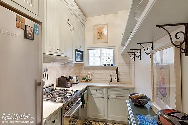 Sold by RP Miller Realty Group | media 17