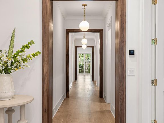 3rd image of 747 Winthrop St