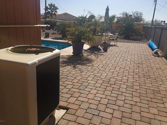 3rd image of 2840 Winterhaven Dr