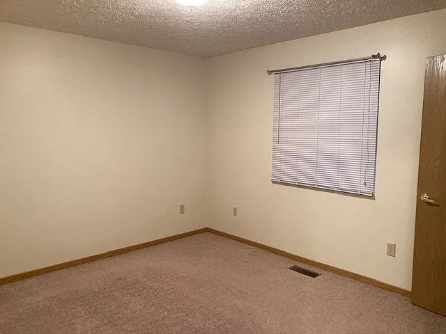 1803 E Capital Ave — Photo 9