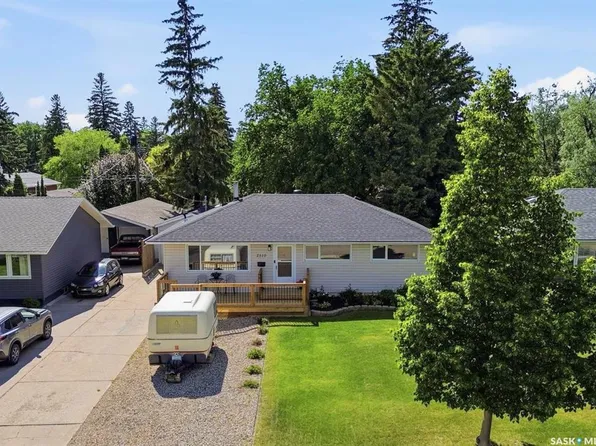 2510 Lansdowne AVENUE, Saskatoon, SK S7J 1H4