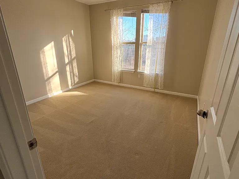 1000 Providence Pl #305 — Photo 2