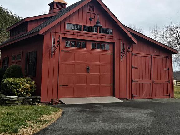 3rd image of 3919 W Chapel Rd