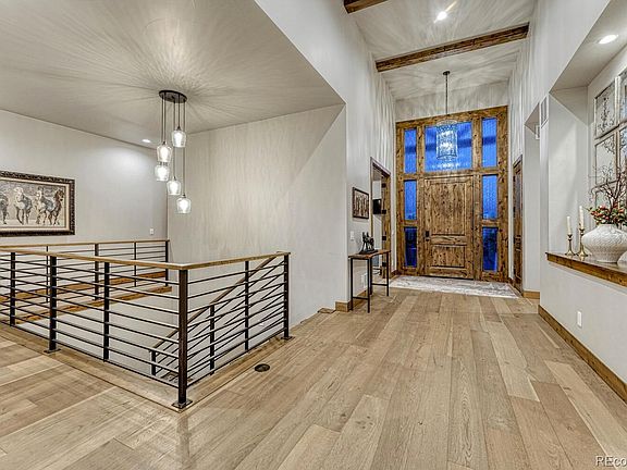 4th image of 5694 Hidden Oaks Way