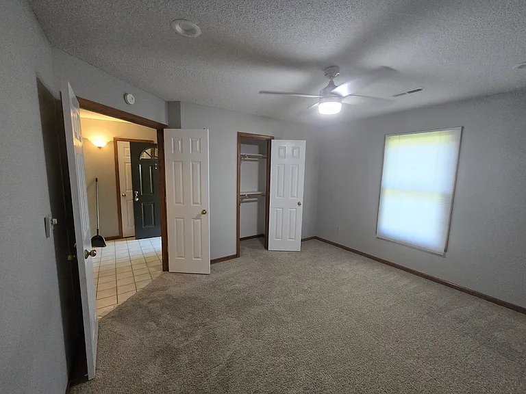3700 Falmouth Dr — Photo 7