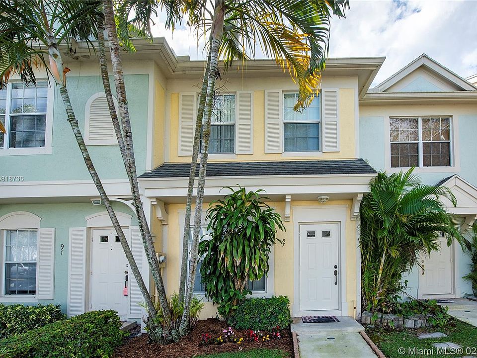 1st image of 87 Simonton Cir #87