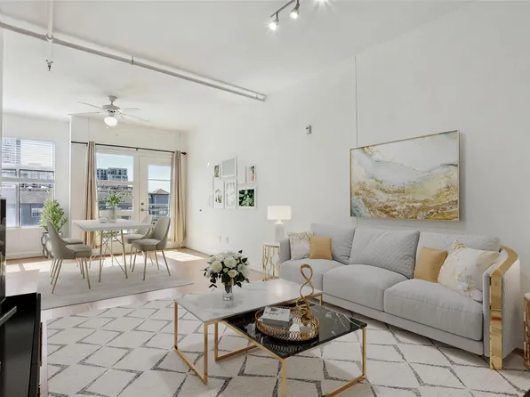 711 W 26th St APT 704, Austin, TX 78705