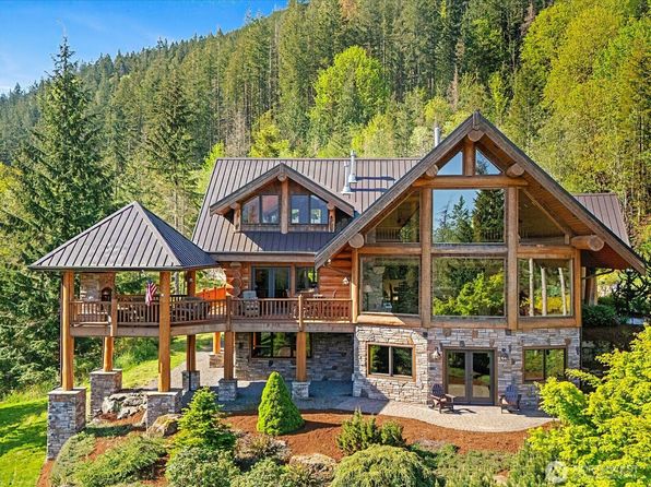 16323 Reserve Drive SE, North Bend, WA 98045