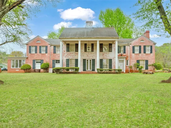 600 Crockett Cir, Paris, TX 75460
