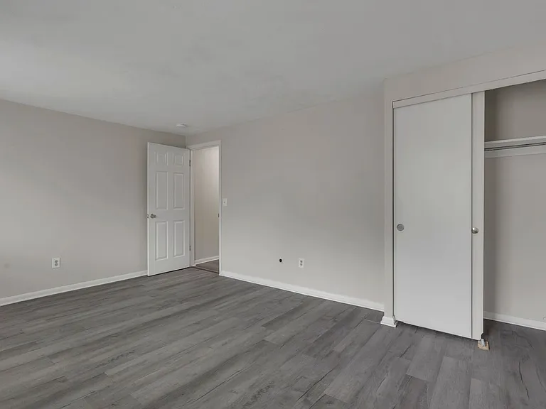 429 Barnett Rd — Photo 15