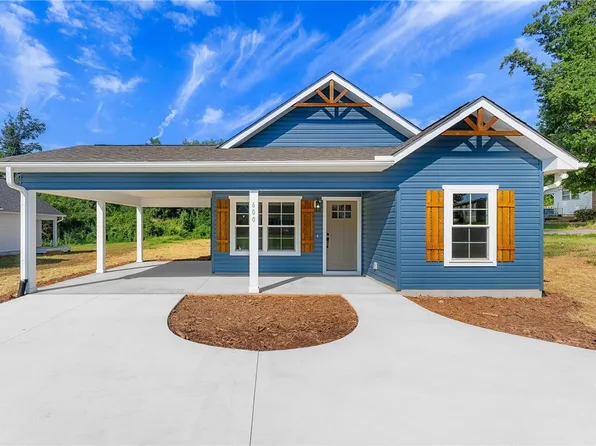 600 Stribling St, Seneca, SC 29678