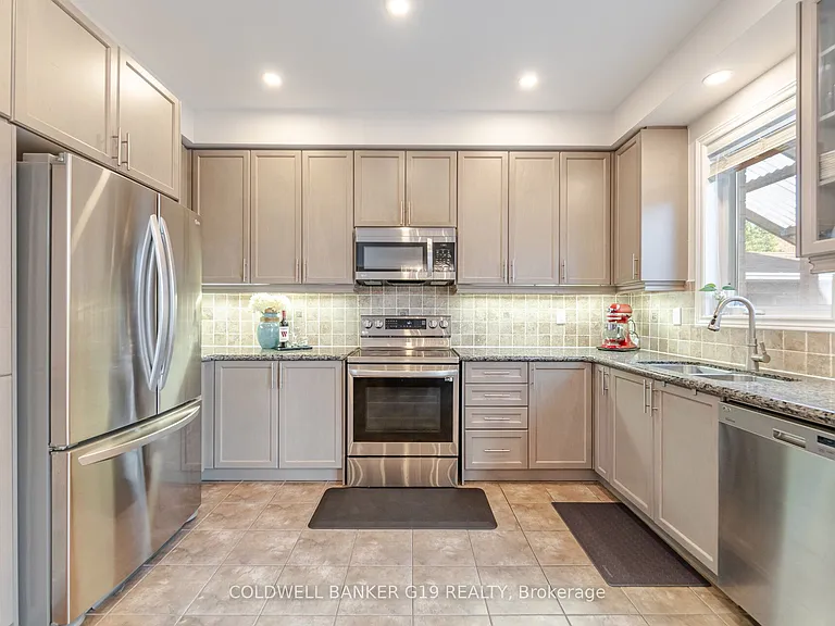 43 Midcrest Cir — Photo 11