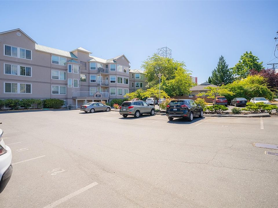 1st image of 240 Milton St #305