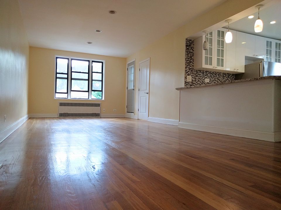 1st image of 411 E 18th St #3N