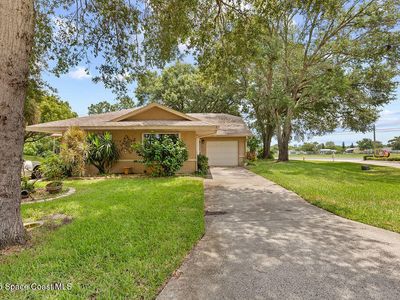 450 L M Davey Ln, Titusville, FL, 32780