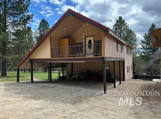 4 Fitchs Point Rd, Garden Valley, ID 83622