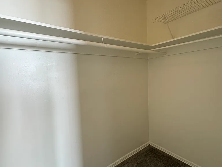 Walk in closet