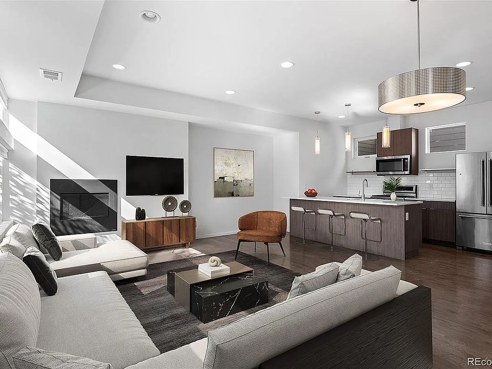 Kitchen and living room