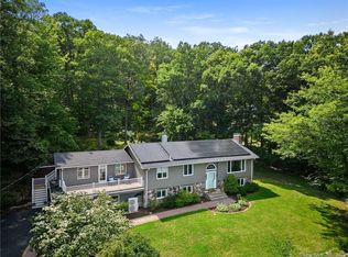 4 Pent Rd, Bloomfield, CT 06002