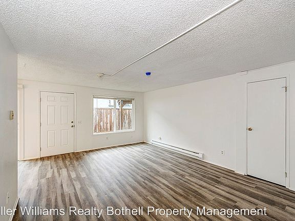 4th image of 5731 204th St SW APT D