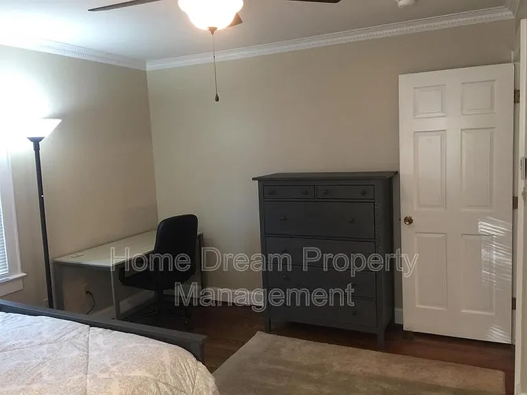 842 Spring Valley Dr #A2 — Photo 2