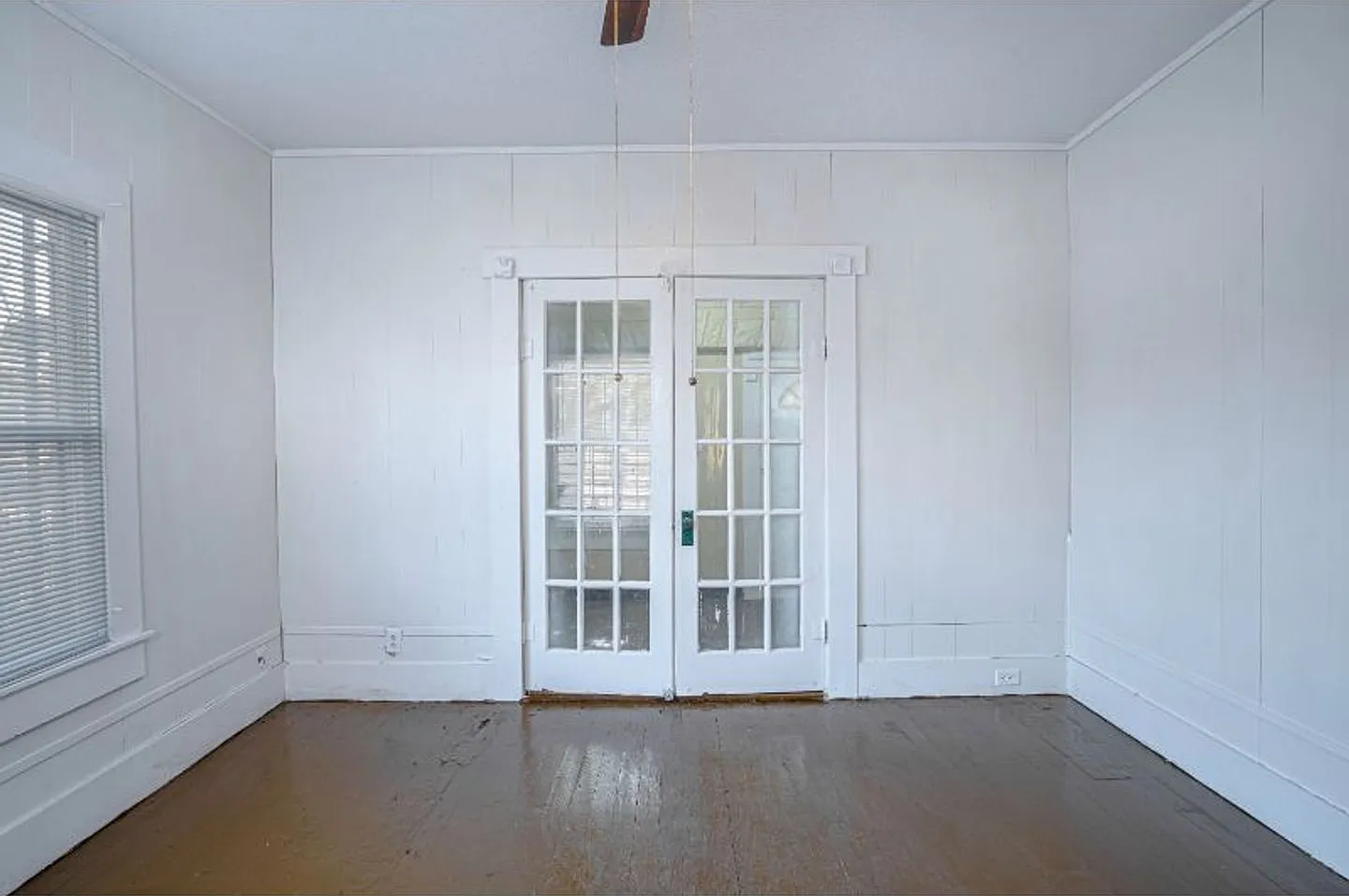 2 BR 1 BA Gorgeous Home Near Downtown — Photo 4