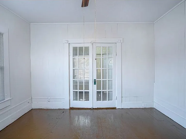 639 Canton — Photo 10