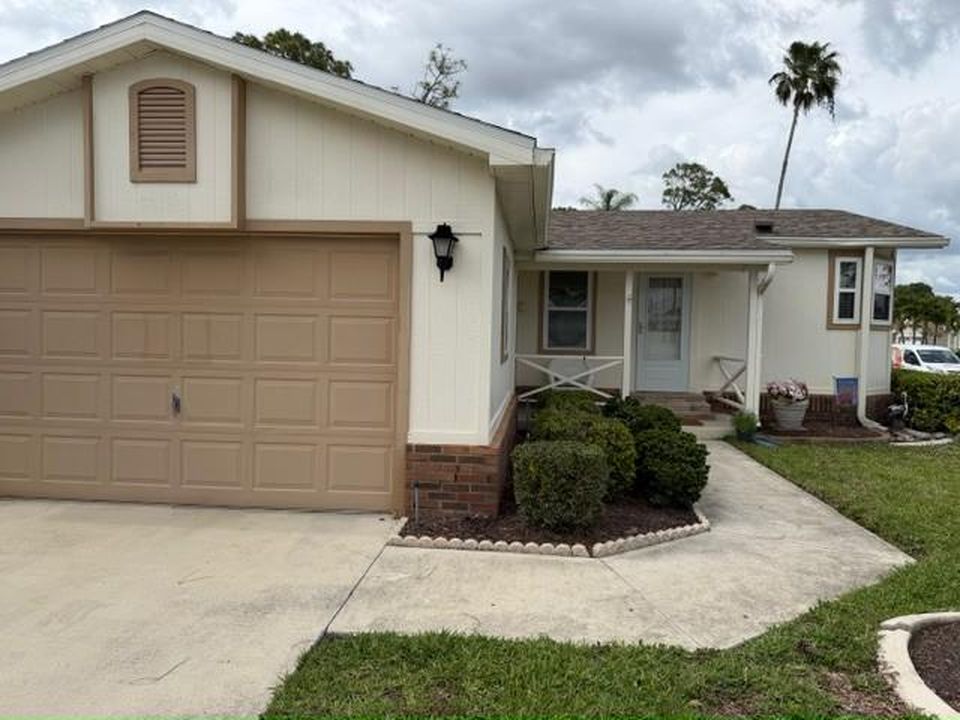 4040 Avenida Del Tura #4040, North Fort Myers, FL - View 2