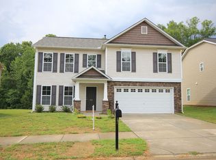 216 N Wentworth Dr, Mocksville, NC 27028