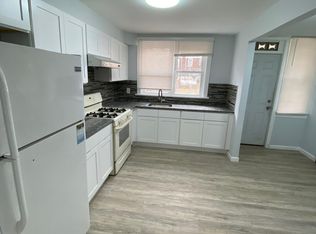 2252 Larue St, Philadelphia, PA 19137