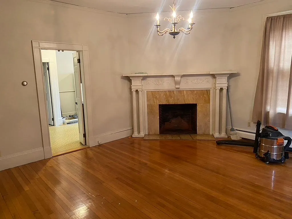1 bed, 800 sqft, $1,600 — Photo 3