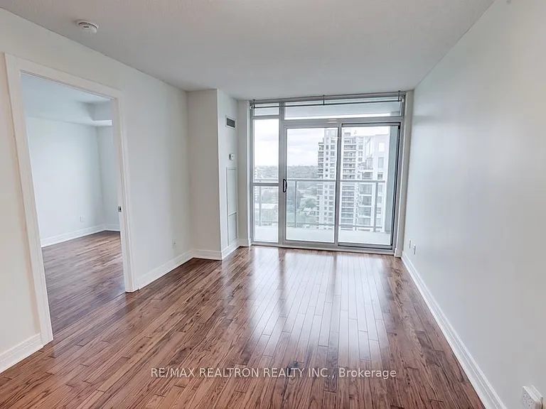 16 Harrison Garden Blvd #2407 — Photo 10